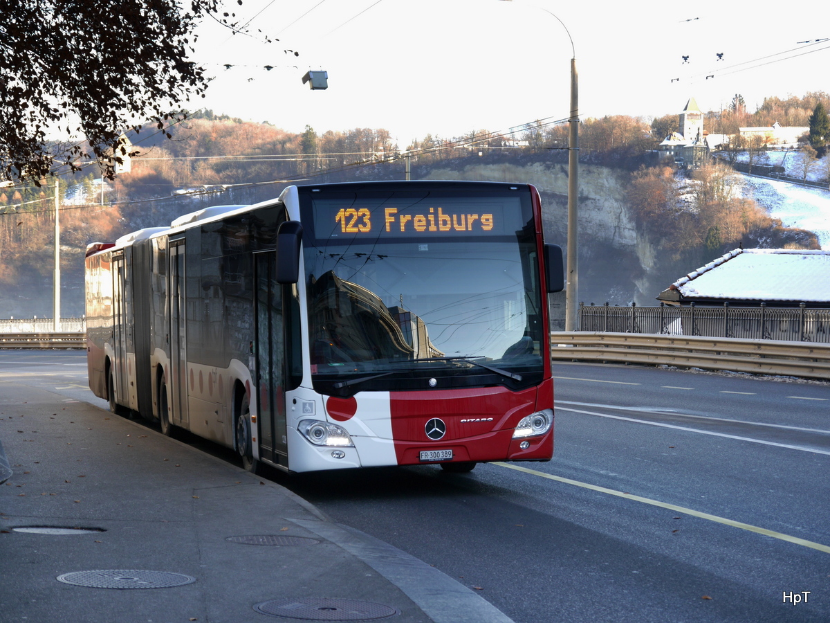tpf - Mercedes Citaro Nr.128  FR  300389 unterwegs in der Stadt Freiburg am 07.12.2017