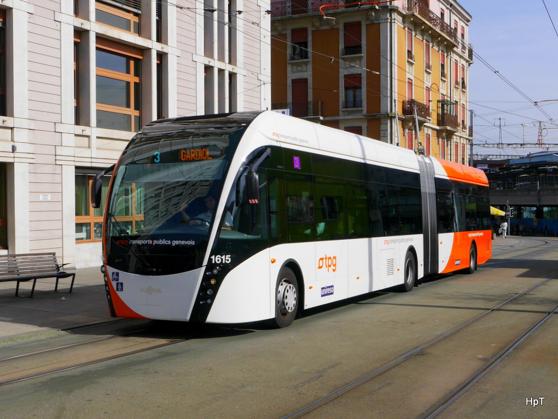 TPG - VanHool Trolleybus 1615 unterwegs auf der Linie 3 in Genf am 08.03.2015