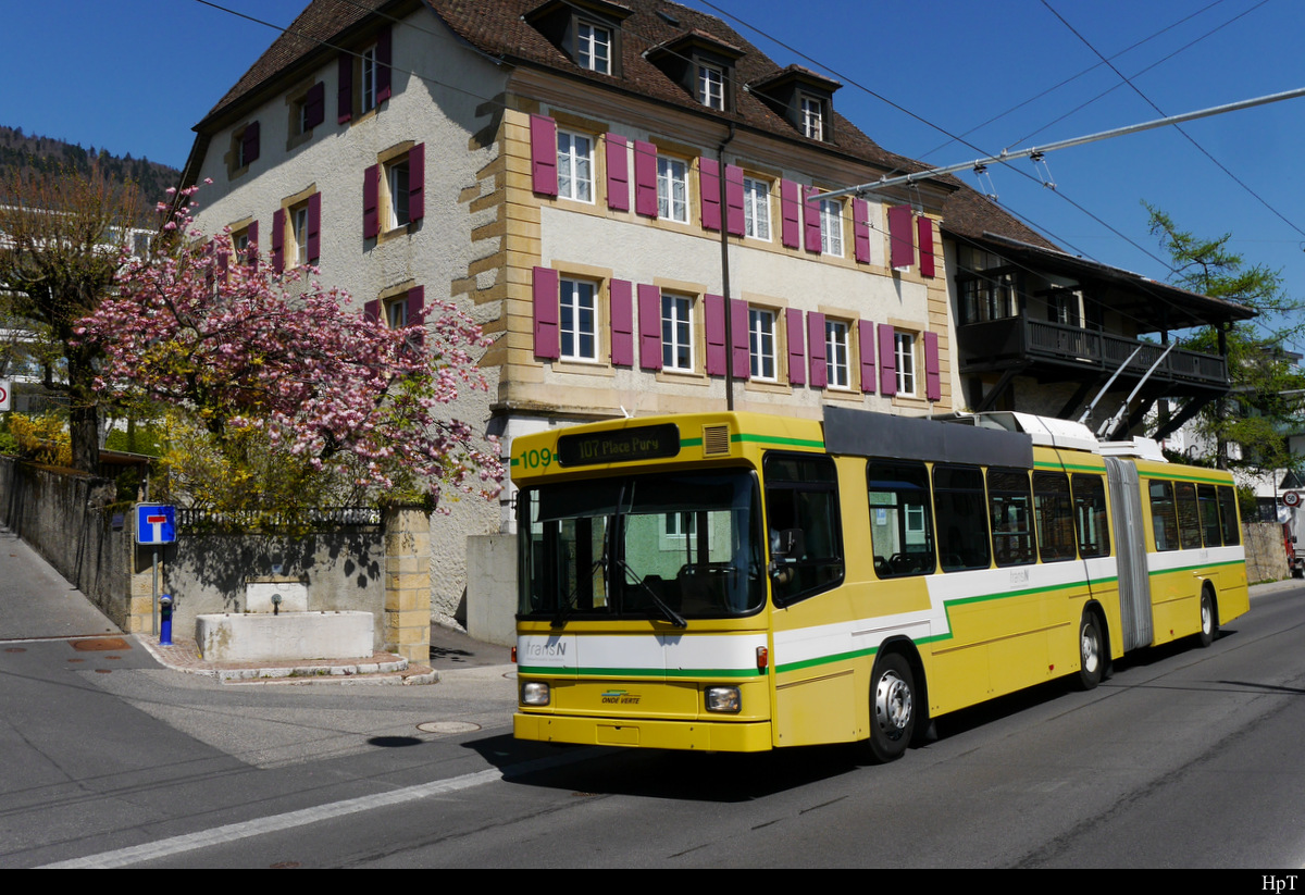 TransN / Stadt Neuchâtel - NAW Trolleybus  Nr.109 unterwegs in der Stadt Neuenburg am 20.04.2019