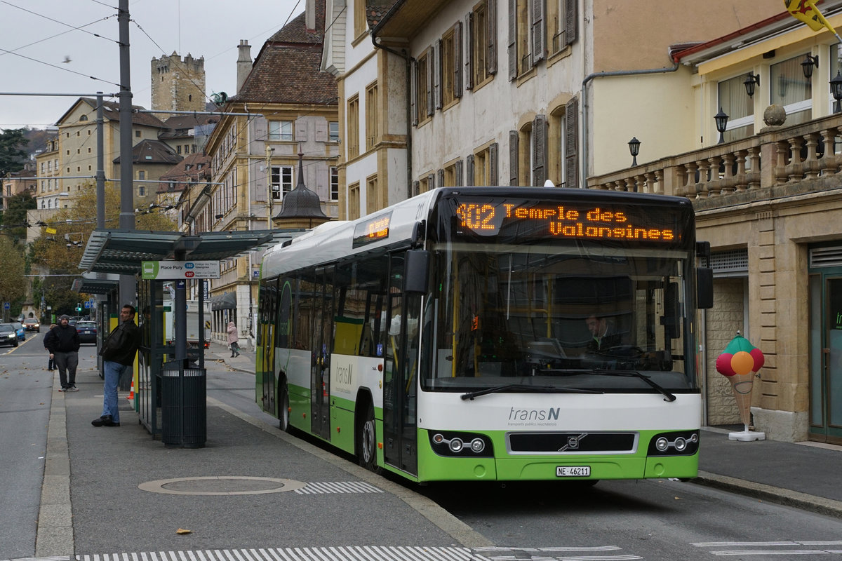 transN - Transports publics neuchâtelois
Fahrzeugtypen und Farbenvielfallt in Neuchâtel
verewigt am 10. November 2017.
Foto: Walter Ruetsch  













