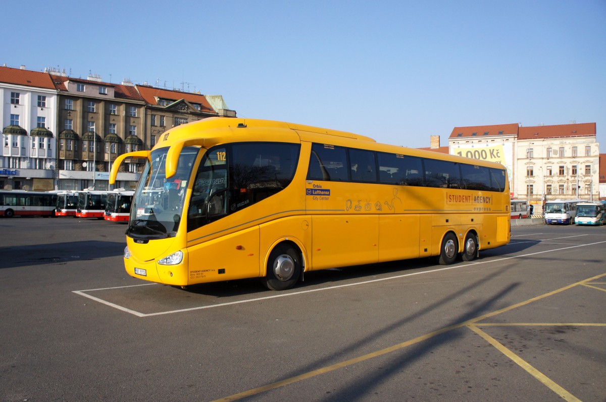 Tschechische Republik / Prag: Scania Irizar von Student Agency, aufgenommen im Mrz 2015 an der Haltestelle  Anděl  in Prag.