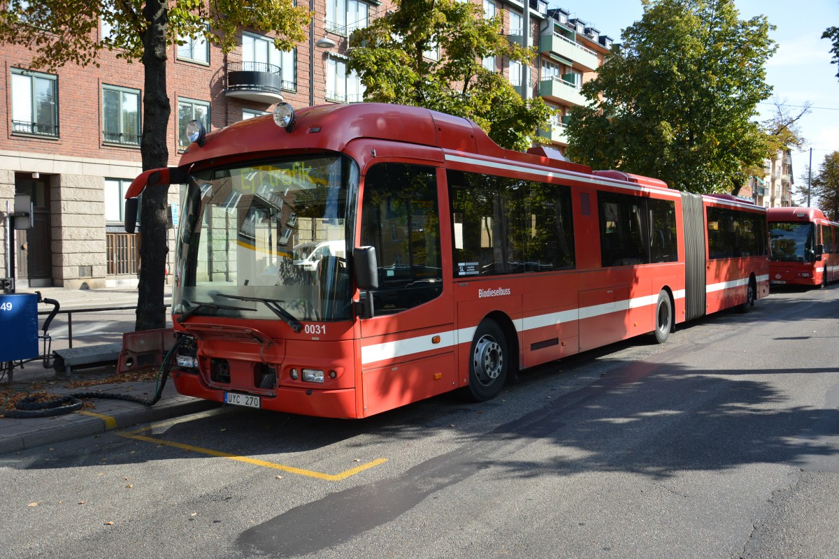 UYC 270 (Volvo 8500) abgestellt an der Östra station Stockholm am 18.09.2014. 