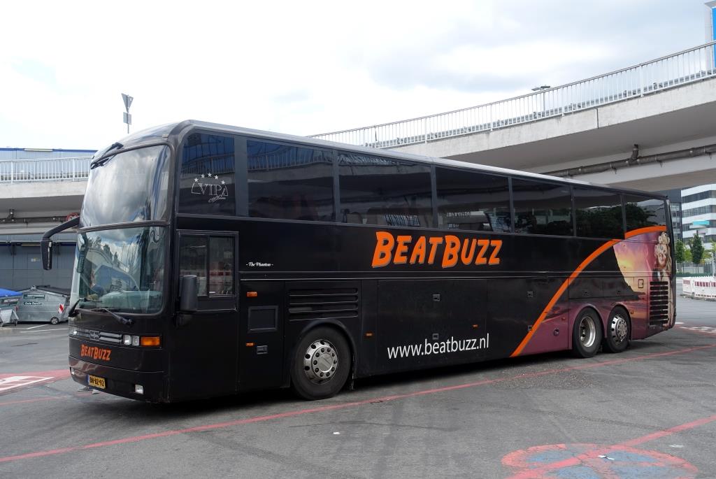 Van Hool EOS 200 (13,8 m)  Beat Buzz  Partybus, Flughafen Frankfurt Juli 2021