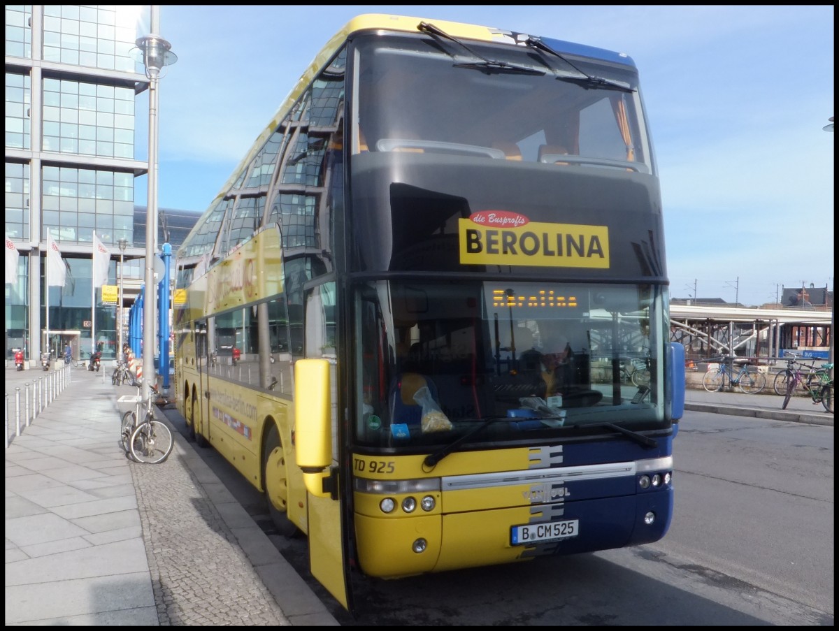 Van Hool TD925 von Berolina in Berlin am 09.02.2014