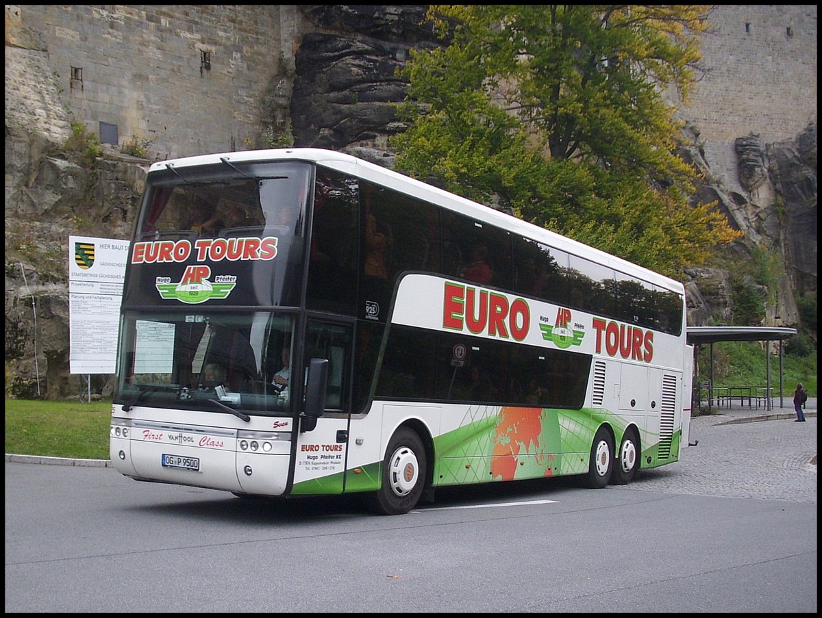 Van Hool TD925 von Euro Tours aus Deutschland bei der Festung Knigsstein am 05.10.2012