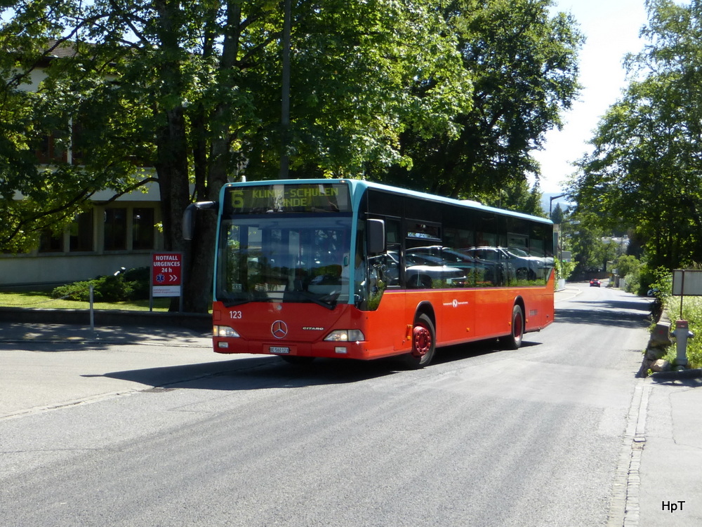 VB Biel - Mercedes Citaro  Nr.123  BE 560123 unterwegs auf der Linie 6 in der Stadt Biel am 18.07.2014