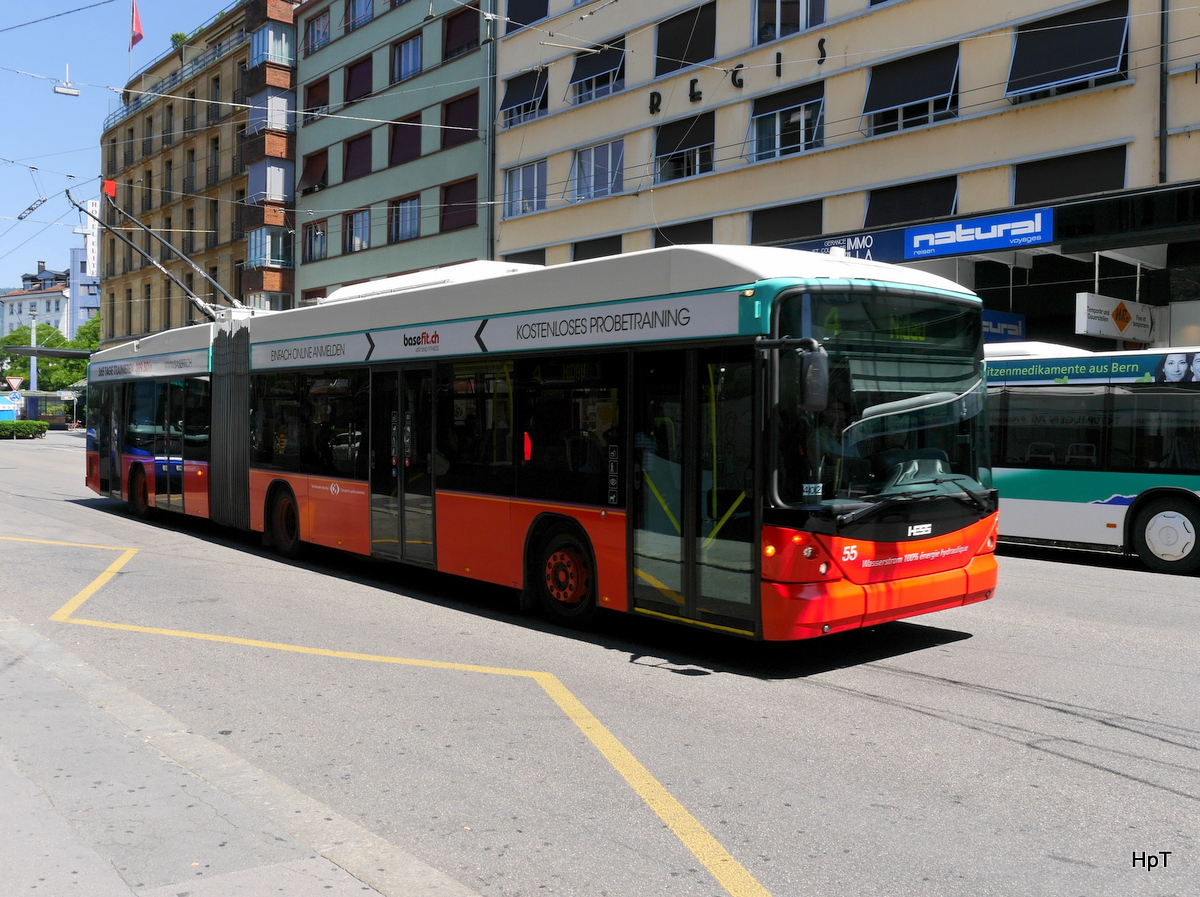 VB Biel - Trolleybus Nr.55 unterwegs auf der Linie 4 in der Stadt Biel am 10.07.2016