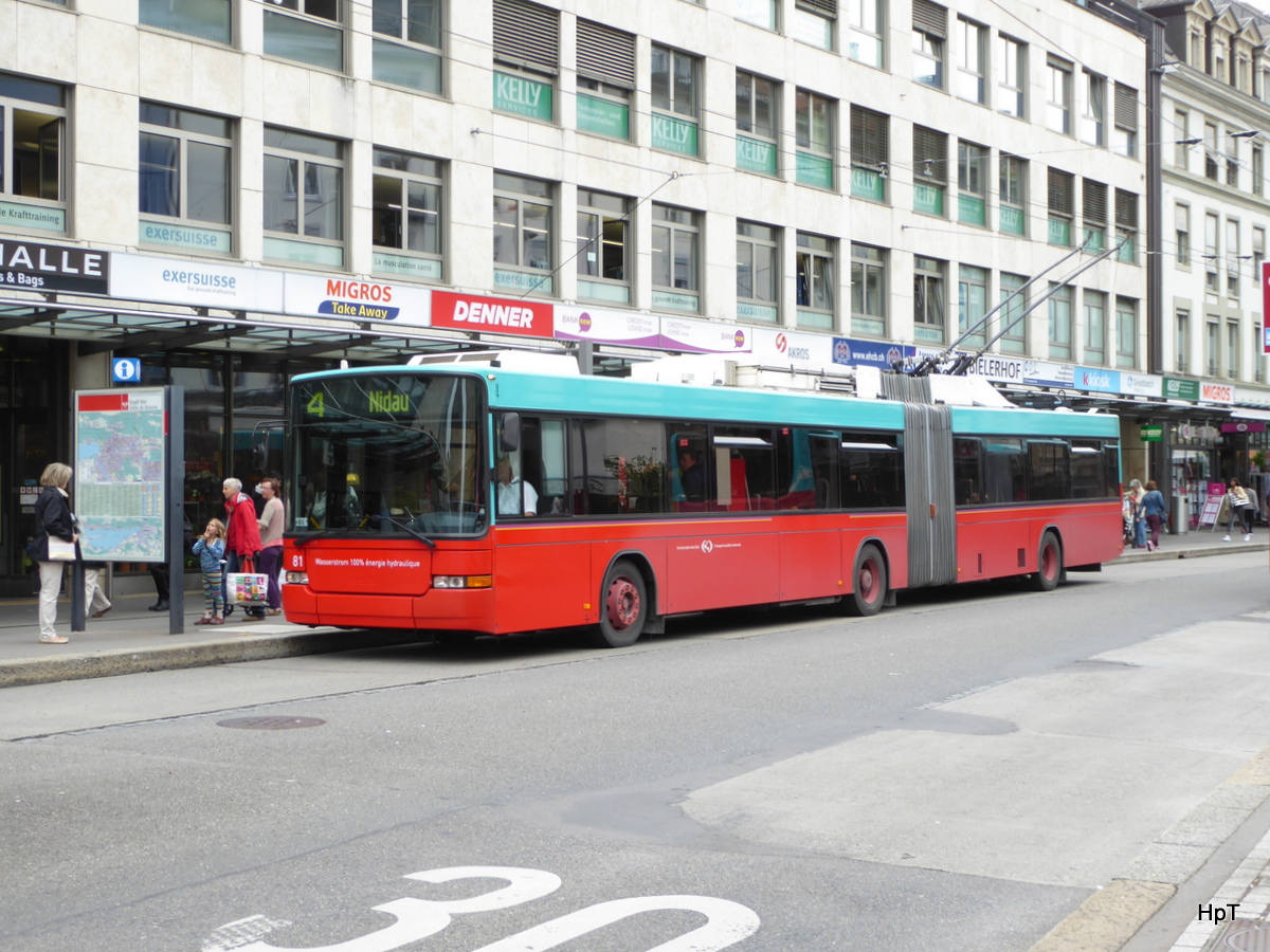 VB Biel - Trolleybus  Nr.81 unterwegs auf der Linie 4 in der Stadt Biel am 19.06.2016