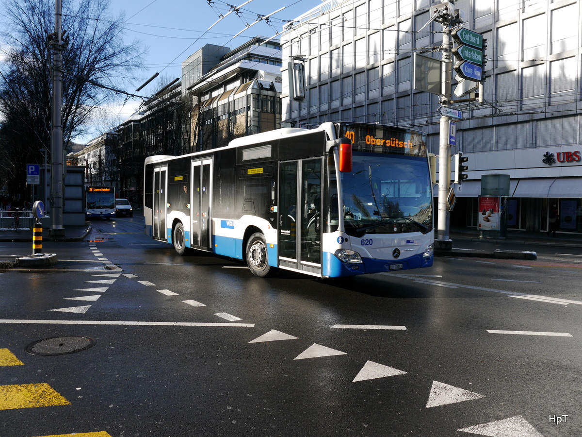 VBL - Mercedes Citaro Nr.620  LU 15013 unterwegs auf der Linie 10 in Luzern am 09.12.2017