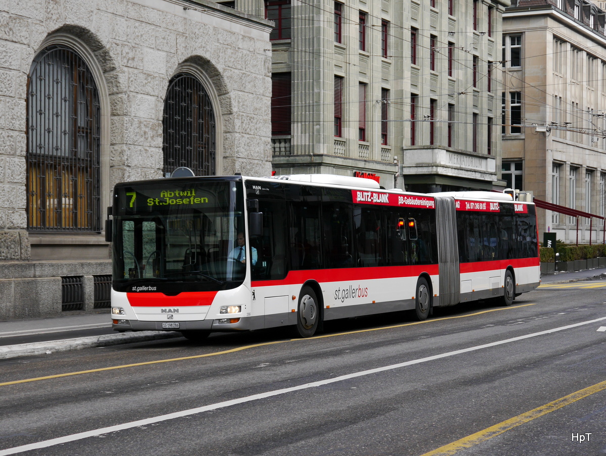 VBSG - MAN Lion`s City  Nr.286  SG  198286 unterwegs auf der Linie 7 in der Stadt St.Gallen am 24.01.2016