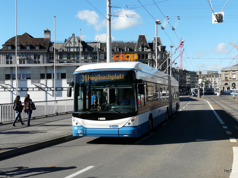VBZ - Hess-Swisstrolley BGT-N2C Nr.171 unterwegs auf der Linie 31 in der Stadt Zrich am 17.10.2013