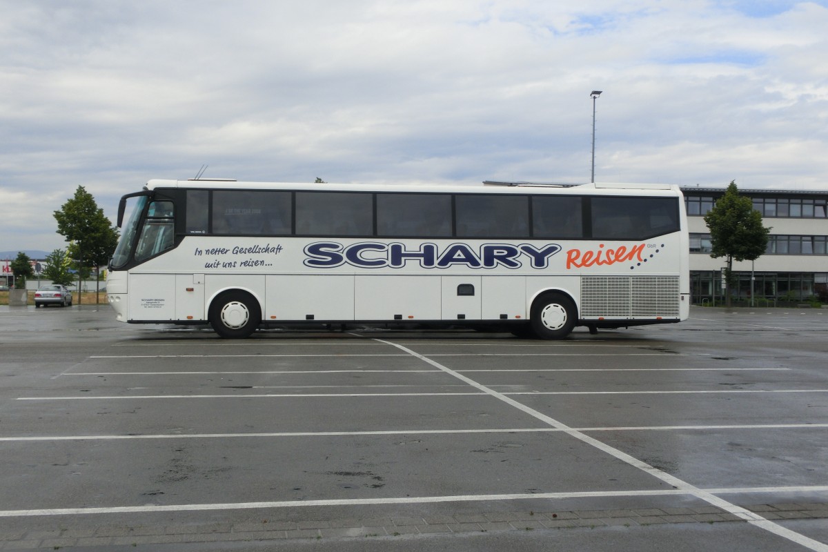 VDL Bova Futura von Schary Reisen am 29.05.2015 in Landau/Pfalz