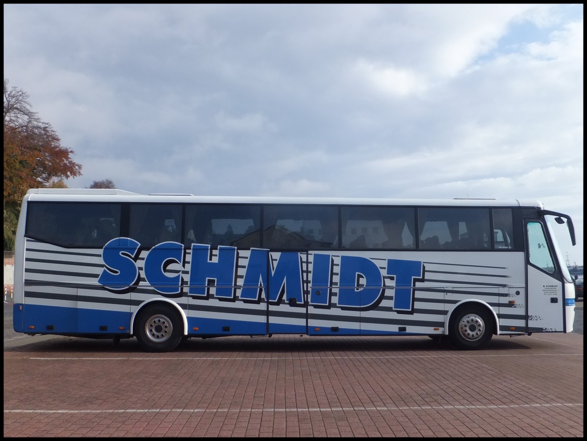 VDL Bova Futura von Schmidt aus Deutschland im Stadthafen Sassnitz am 27.10.2013