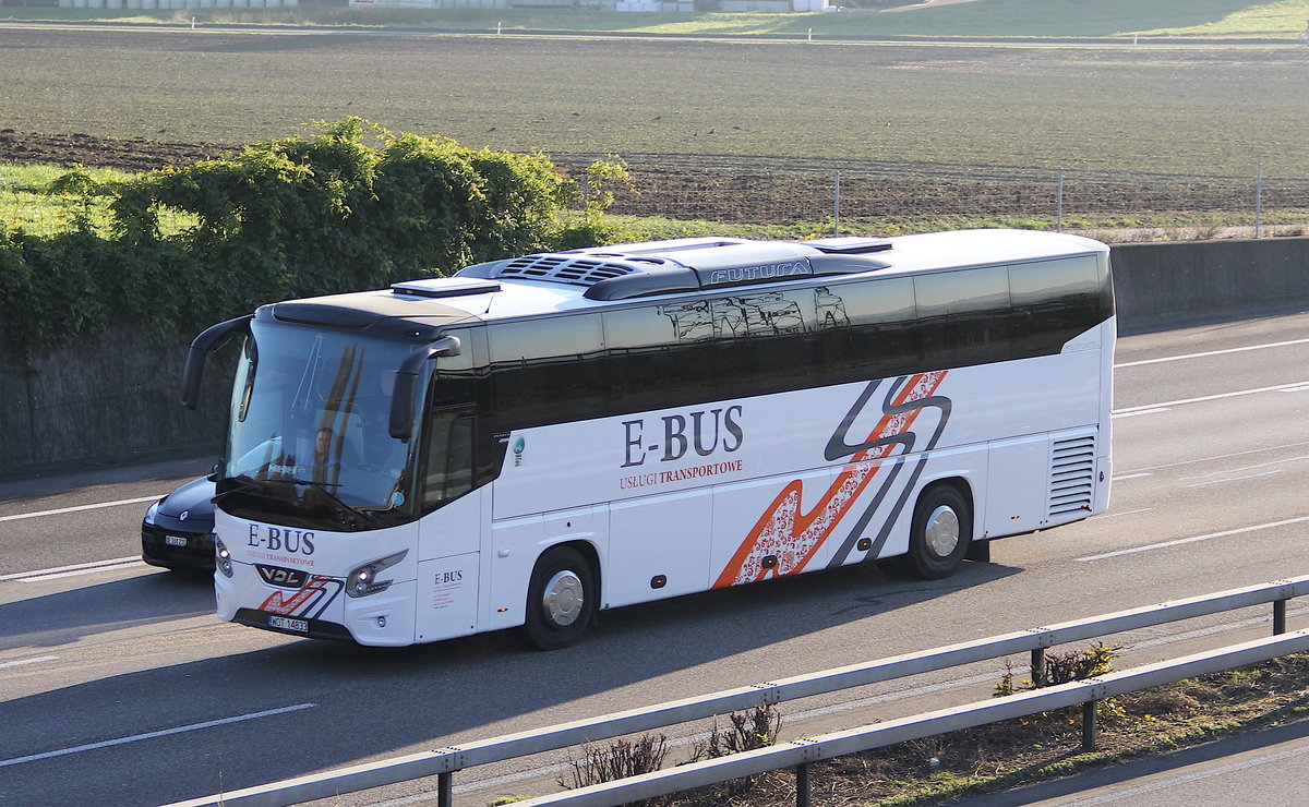VDL Futura E-Bus, près de Berne octobre 2016

Plus de photos sur : https://www.facebook.com/AutocarsenSuisse/