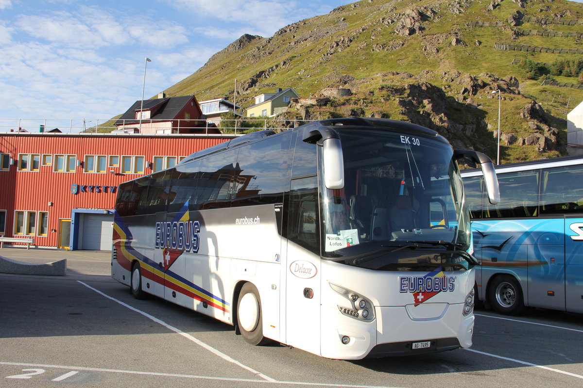 VDL Futura von Eurobus Knecht aus der Schweiz auf dem Busparkplatz in Honningsvag, Norwegen. Aufgenommen am 22. Juli 2016