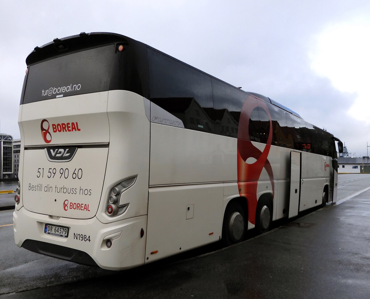 VDL Futura Reisebus am 23.09.23 in Bergen (NO).