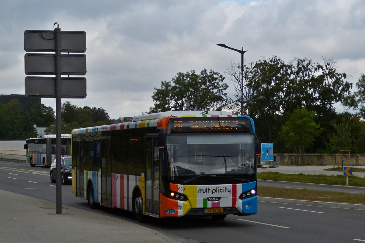 VK 1200, VDL Citea des VDL in der Stadt Luxemburg unterwegs. 28.07.2020
