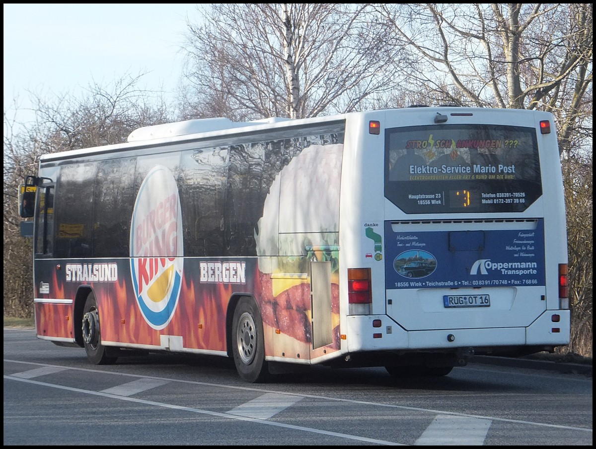 Volvo 8700 der Oppermann Transporte in Sassnitz am 08.03.2014