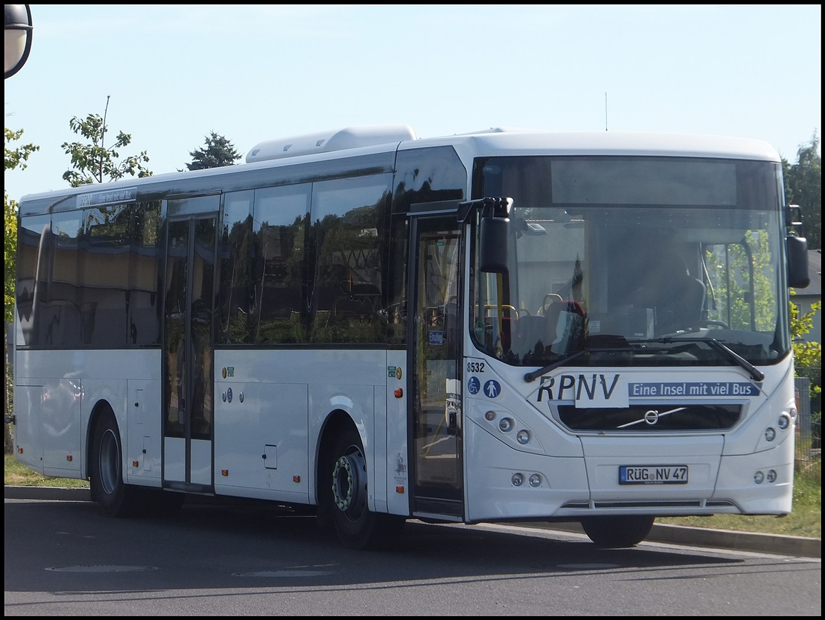 Volvo 8900 der RPNV in Sassnitz am 08.09.2013