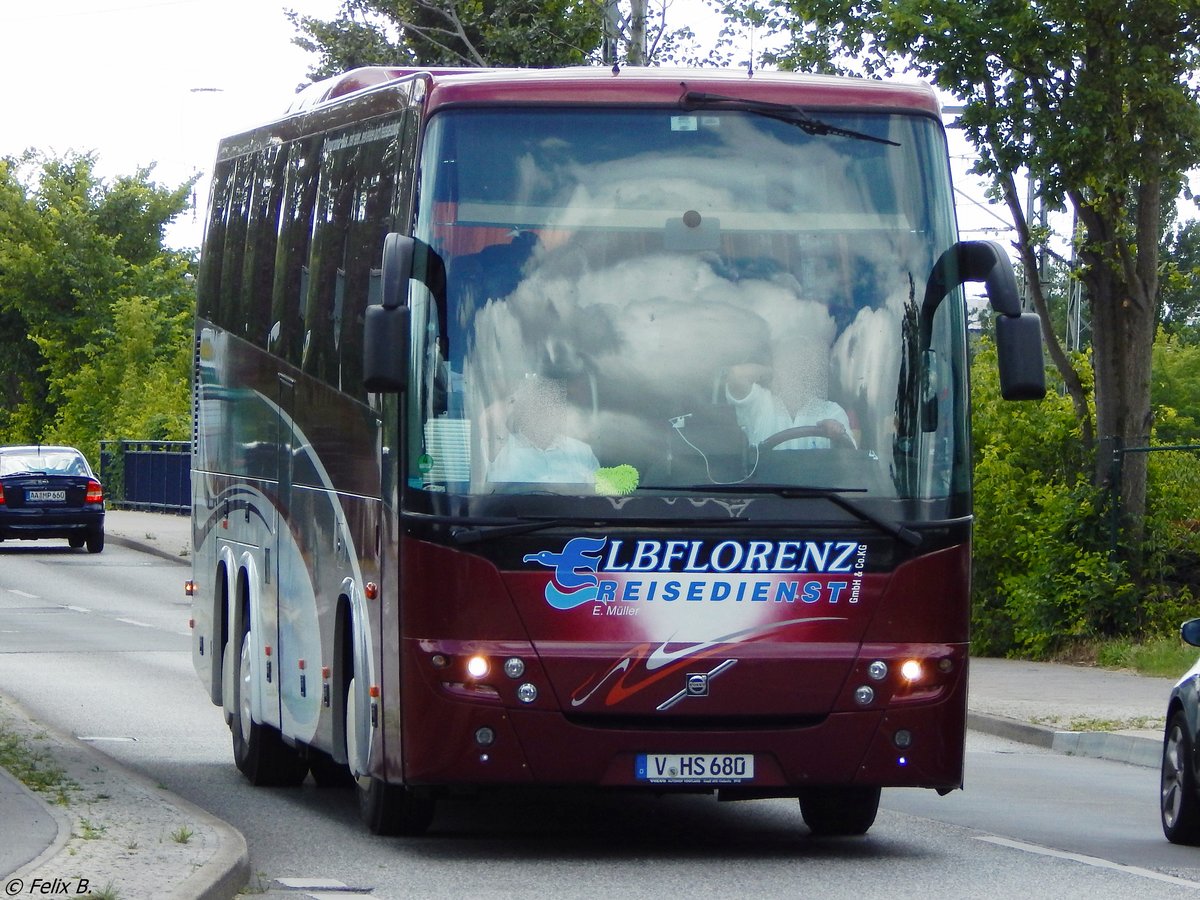 Volvo 9900 von HSR Vogtland Bustouristik GmbH aus Deutschland in Potsdam am 10.06.2016