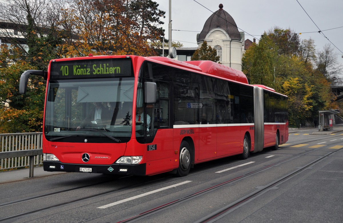 Volvo Bus mit der Betriebsnummer 854 auf der Linie 10 kurz vor der Kornhausbrcke. Die Aufnahme stammt vom 08.11.2013.