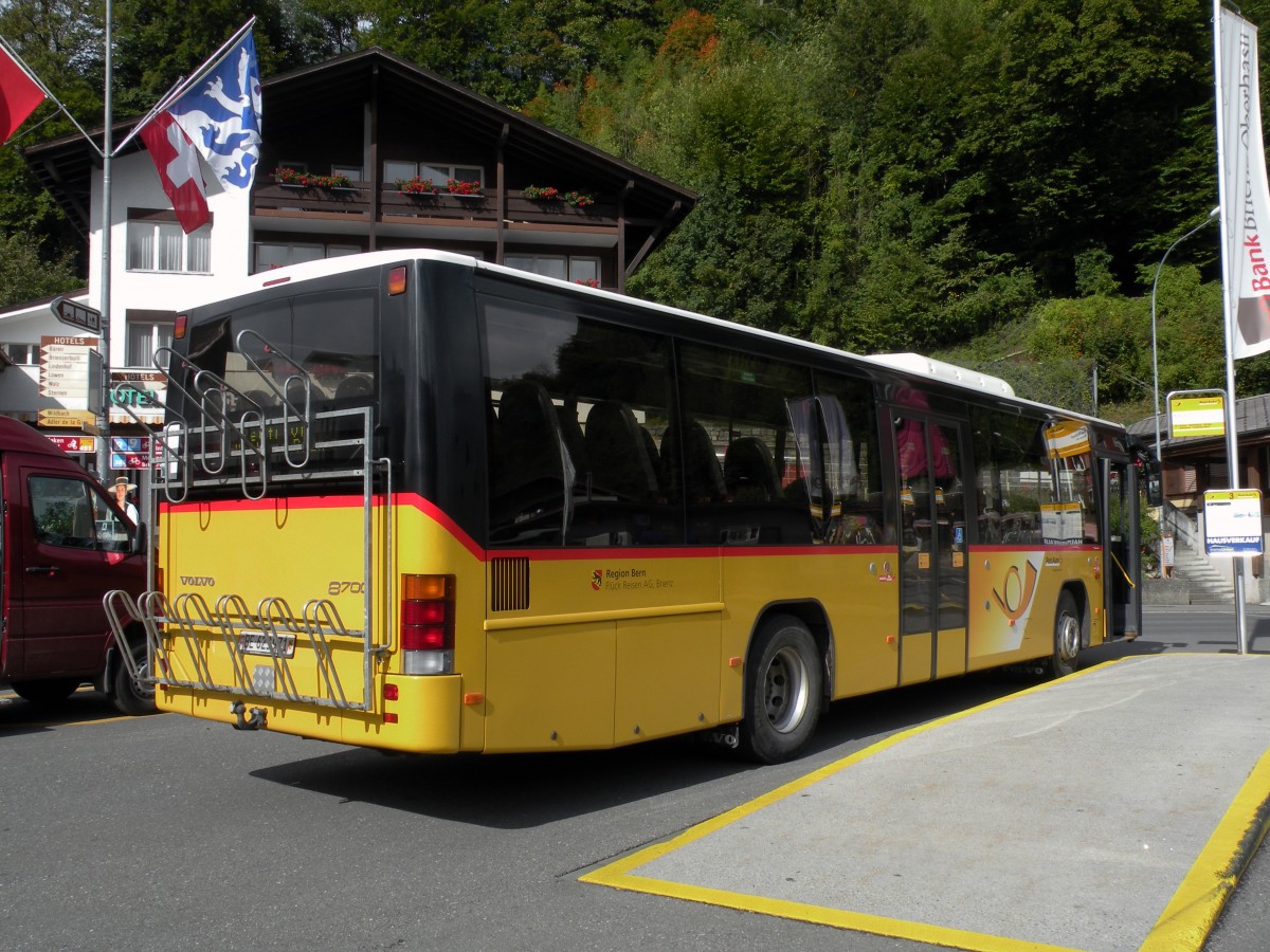 Volvo Bus der Post am Bahnhof in Brienz. Die Aufnahme stammt vom 11.10.2013.
