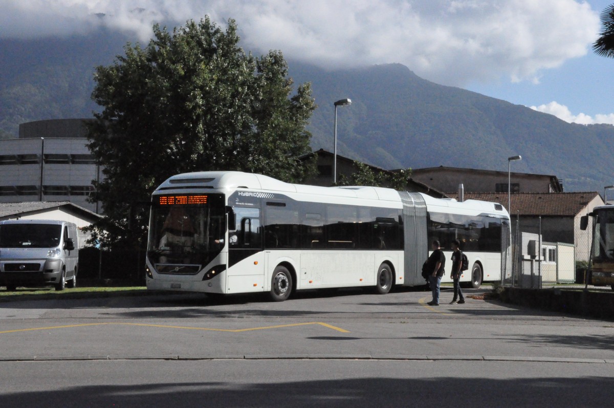 Volvo Trucks AG, Münchenbuchsee. Volvo 7900A Hybrid als Testfahrzeug bei FART Locarno in Bellinzona, Espocentro. (28.8.2014)