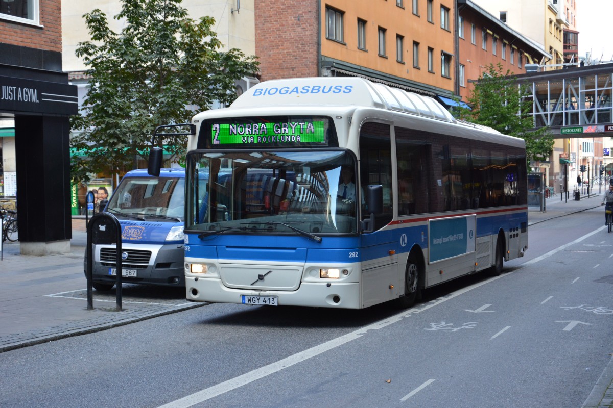 WGY 413 (Volvo 8500 CNG) in der Innenstadt von Västerås. Aufgenommen am 17.09.2014.
