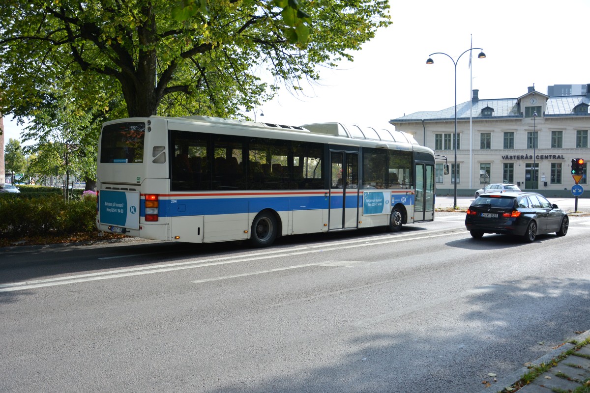 WGY 503 (Volvo 8500 CNG) fährt am 17.09.2014 auf der Linie 6. Aufgenommen am Busbahnhof Västerås.