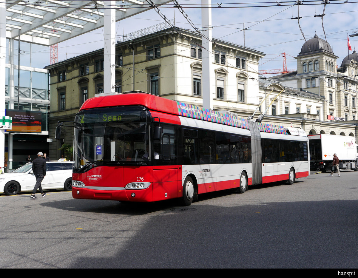 Winterthur - Solaris Trolleybus Nr.176 unterwegs auf der Linie 4 vor dem Bahnhof in Winterthur am 2020.05.06