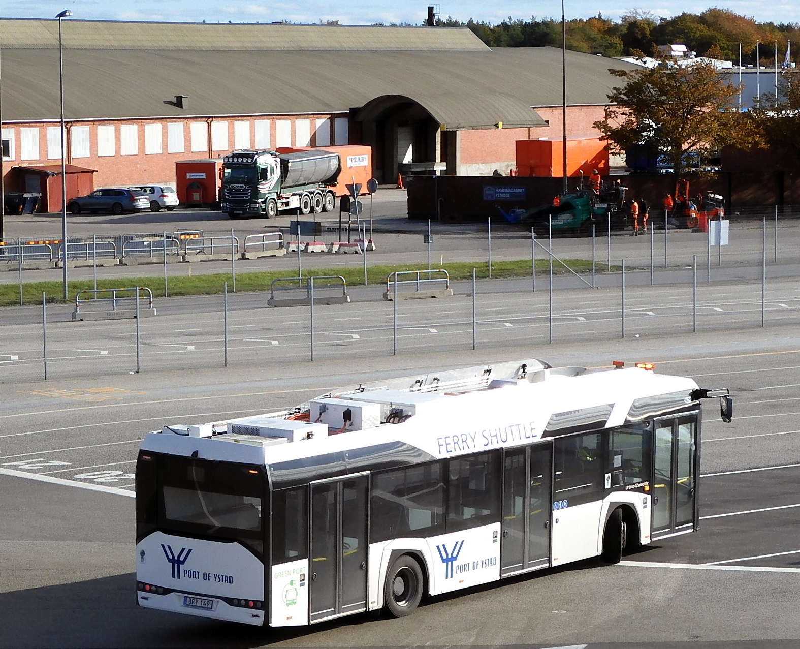 Solaris Urbino 12 als Hafenbus am 20.10.22 in Ystad