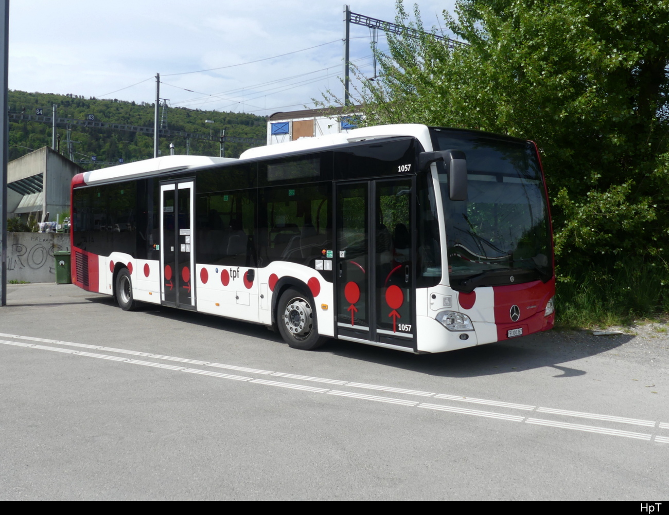 tpf - Mercedes Citaro Nr.1057  FR 300367 unterwegs für die SBB im Bahnersatz zwischen Biel - Neuchâtel am 07.05.2023