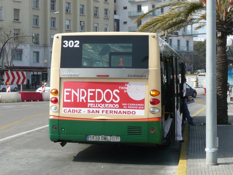 24.02.09,IVECO-Irisbus Castrosua auf der Avenida del Puerto in Cdiz/Andalusien/Spanien.