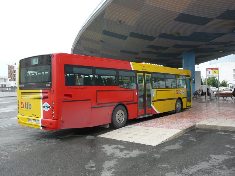 28.09.09,IVECO-Irisbus EuroRider C31 UNVI in Sant Antoni de Portmany auf Ibiza.