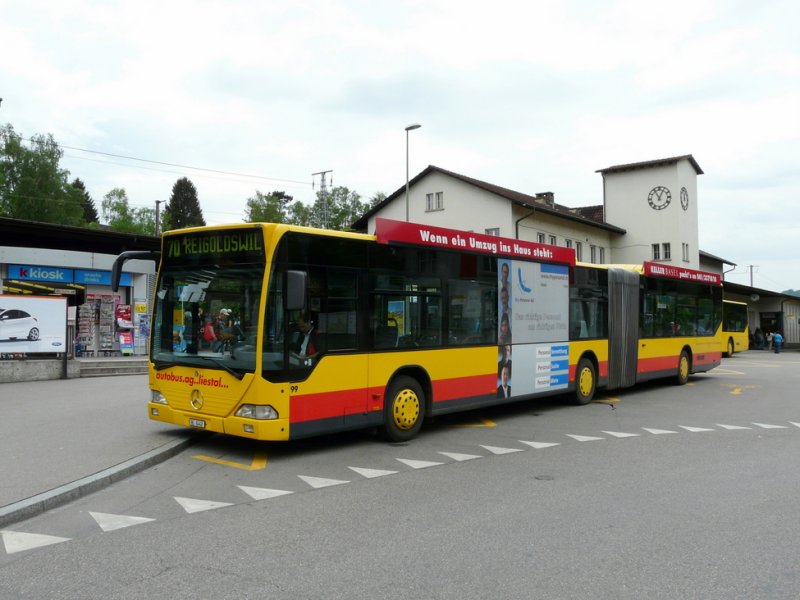 AAGL - Mercedes Citaro Nr.99  BL 6442 unterwegs auf der Linie 70 bei der Haltestelle vor dem Bahnhof in Liestal am 11.05.2009