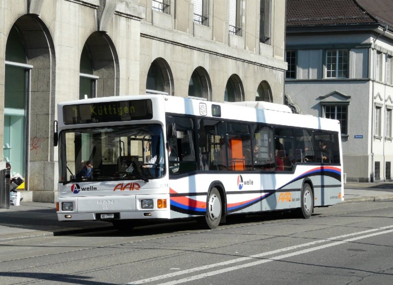 AAR  - MAN Bus Nr.153 AG  7553 bei der Haltestelle vor der Hauptpost in Aarau am 24.02.2008