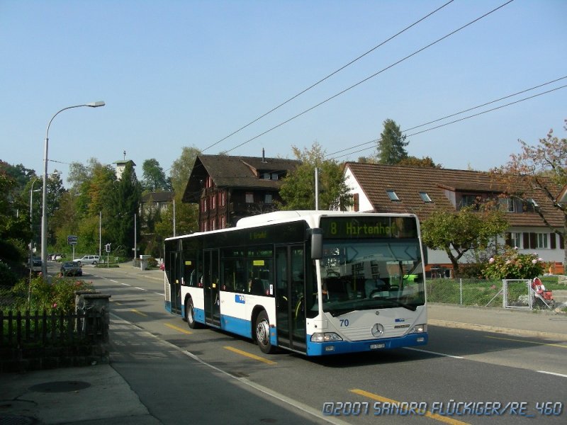 Am 12. Oktober 2007 war der MB Citaro Nr. 70 auf dem 8er als Einsatzkurs unterwegs. Hier zwischen Wartegg und Schnbhl.