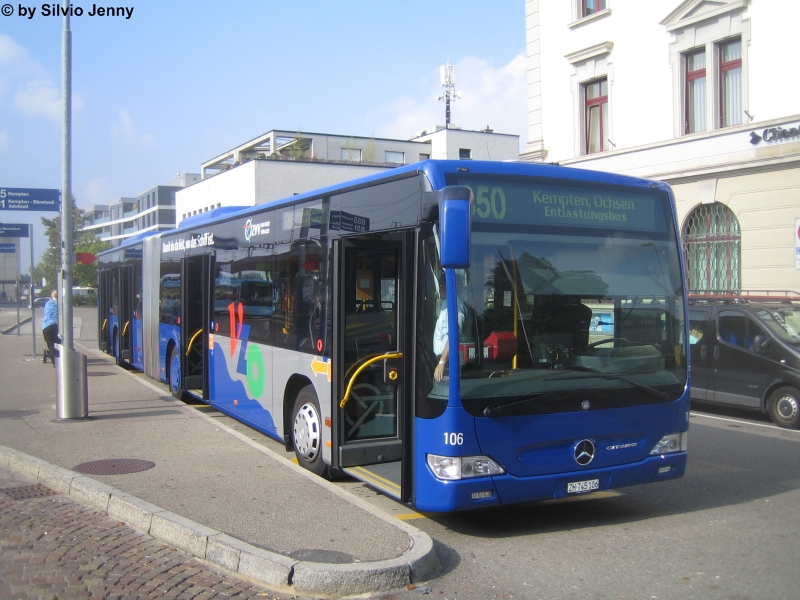 Am Abend sind die Busse der Linie 850 Wetzikon - Bauma sehr gut besetzt. So gut, das der CitaroII G Nr. 106 am 23.09.09 als Entlastungsbus bis Kempten fhrt.