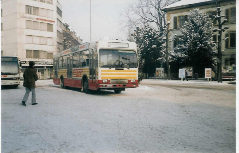 Aus dem Archiv: SAT Thun Nr. 19/BE 419'019 Volvo/Lauber am 31. Dezember 1996 Thun, Bahnhof