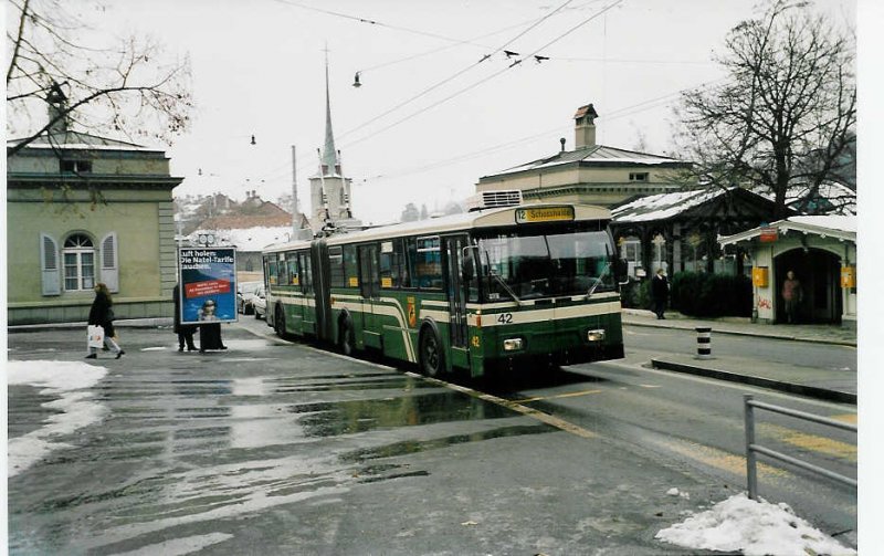 Aus dem Archiv: SVB Bern Nr. 42 FBW/R&J Gelenktrolleybus am 26. November 1999 Bern, Brengraben
