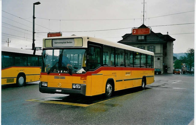 Aus dem Archiv: Voegtlin-Meyer, Brugg Nr. 74/AG 19'176 Mercedes/Hess O 405 am 18. April 1999 Brugg, Bahnhof