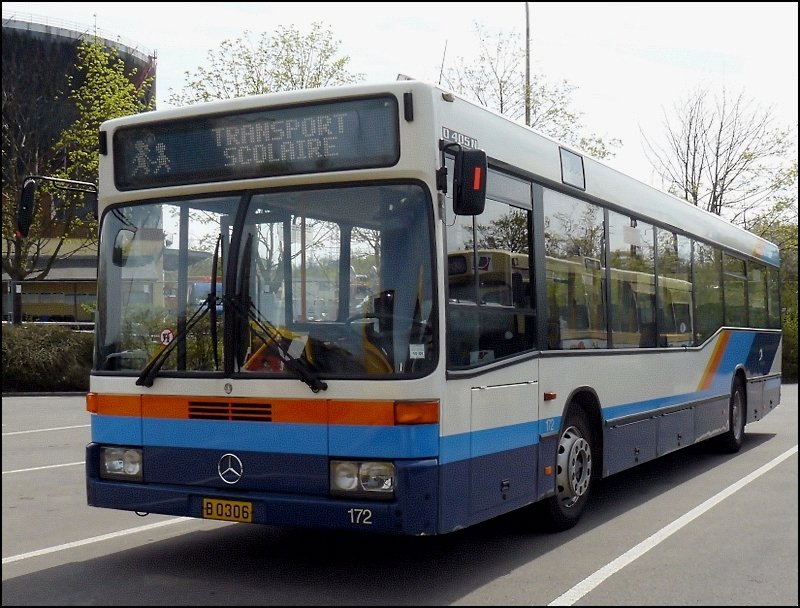 (B 0306) Dieser Mercedes O 405 N wird von der Stadt Luxemburg fr den Schlertransport eingesetzt. Bild aufgenommen in Hollerich am 27.04.08. 