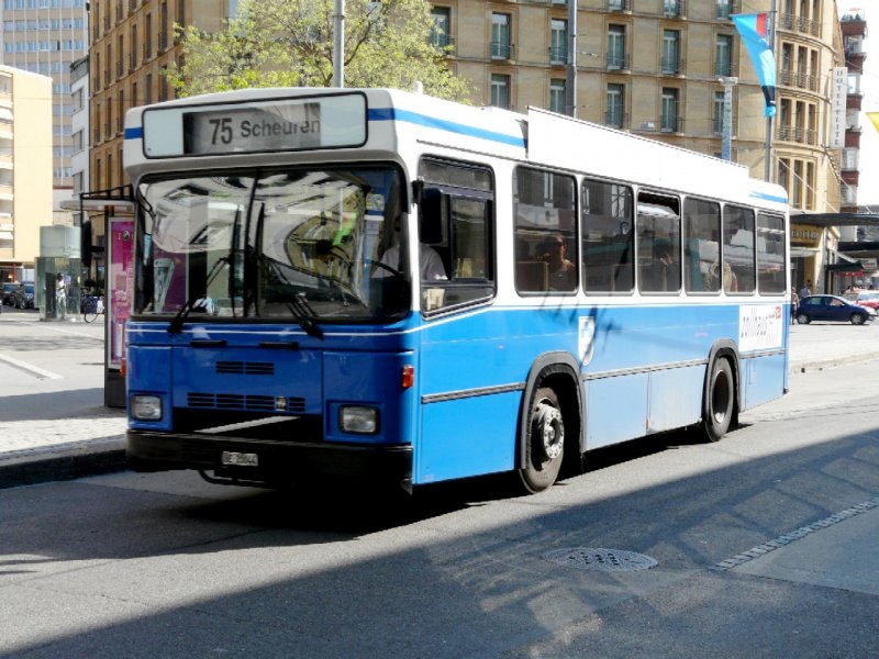 BBB - Busbetrieb Binggeli mit einem Volvo-Lauber (ex SBC Chur Nr. 16) in zusammenarbeit mit dem VB Biel unterwegs auf der Linie 75 am 07.05.2008