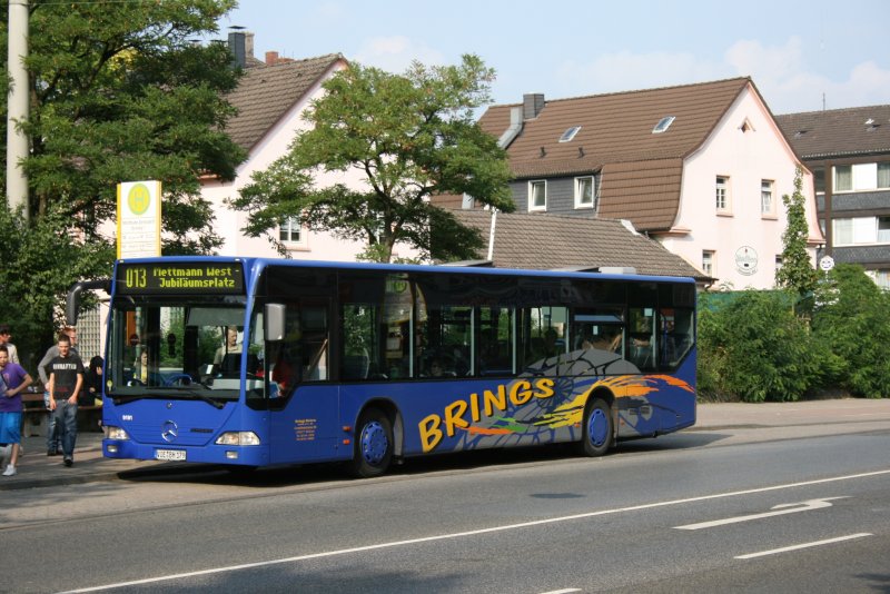 Brings 9191 (VIE BH 179) auf der Linie 013 in Mettmann Stadtwald.
19.9.2009