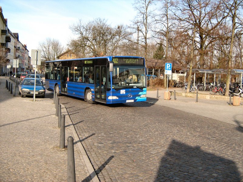 Bus der OVG kurz vor der Haltestelle Bahnhof Oranienburg am 10.2.2008 (Mercedes,Citaro)