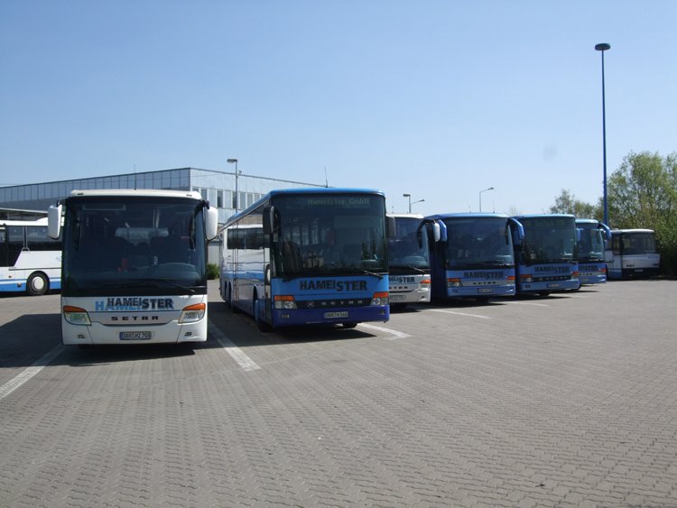 Bustreffen am ZOB in Rostock.(25.04.09)
