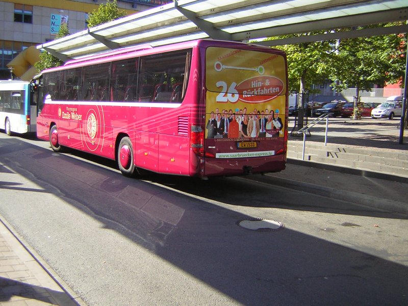 Der Bus auf diesem Foto fhrt mehrmals tgl die Strecke Saarbrcken Luxembourg, und zurck.