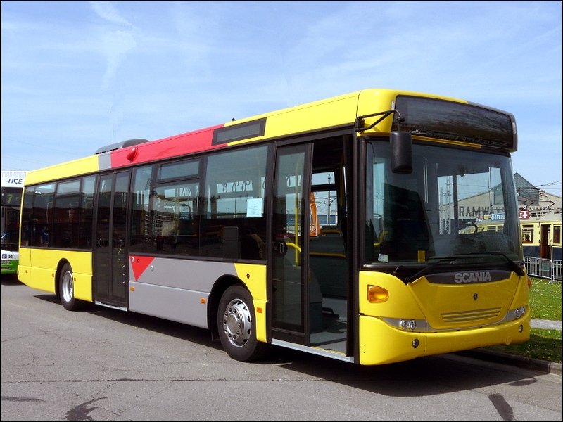 Dieser Scania Bus war auch am 27.04.08 am Tag der offenen Tr der stdtischen Verkehrbetriebe in Luxemburg-Hollerich ausgestellt.