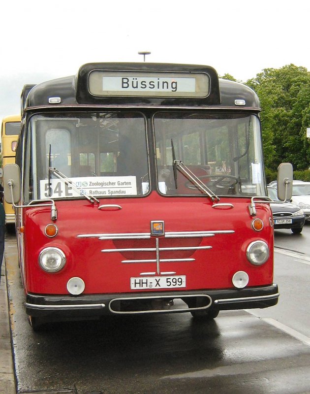 Frontnansicht Bssing-Bus, Sonderfahrten Mai 2007 als Linie 54 E Spandau - Zoo