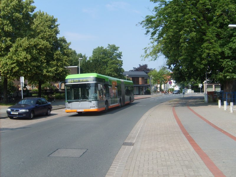 Ein O530 G f�hrt am 12.6.07 durch Misburg 
